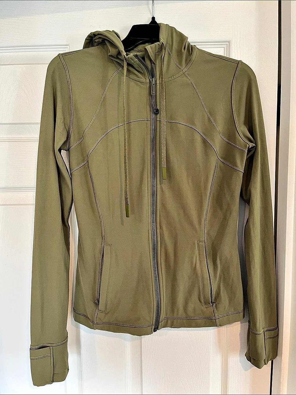 lululemon Hooded Define Jacket *Nulu Olive Green size 8